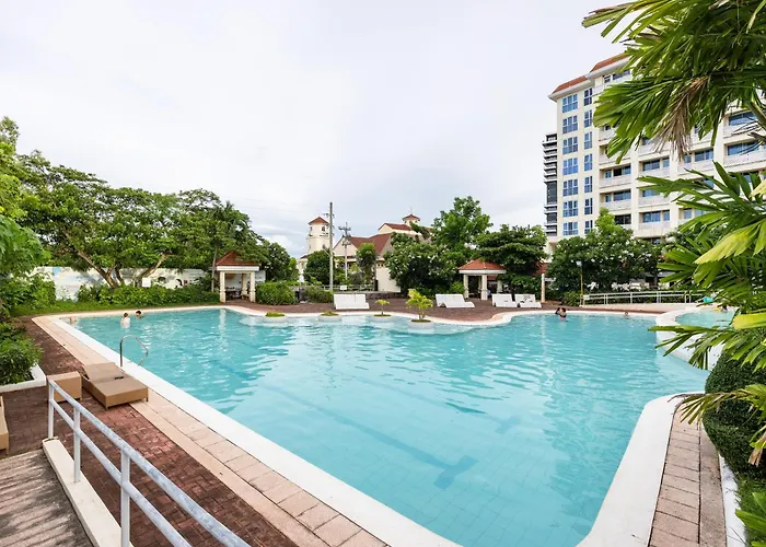 리조트 La Mirada Residence, Large 1 Bedroom Condo, Ocean Views, Beaches, 3 Pools, Restaurants