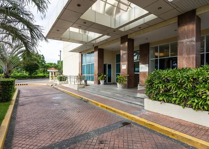 La Mirada Residence, Large 1 Bedroom Condo, Ocean Views, Beaches, 3 Pools, Restaurants 2* 막탄